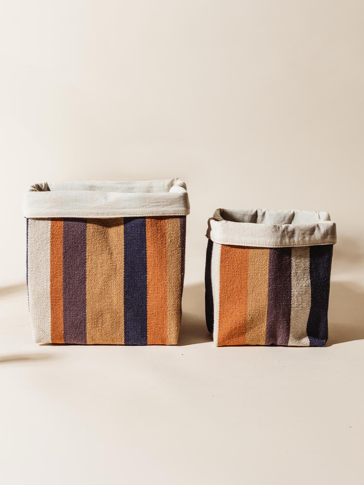 Sutisana_1200x1600_03.jpg